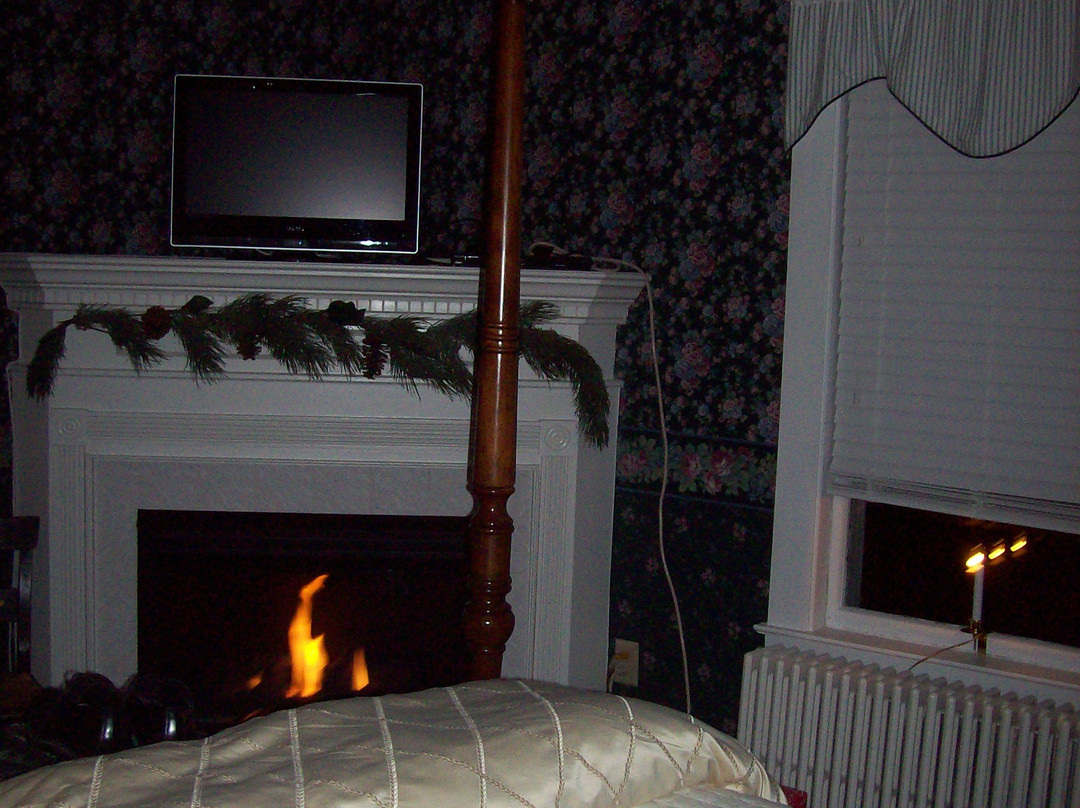 Riverside Inn Bed and Breakfast主图