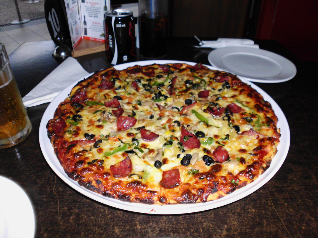 Mama's Pizza