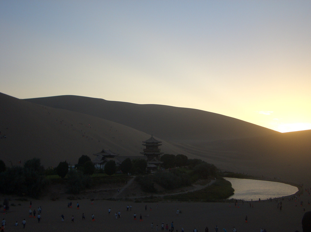 敦煌南湖景点图片
