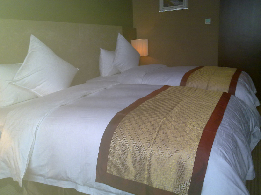 君宜王朝大饭店主图