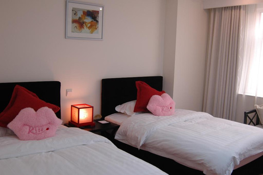 景里红驿栈酒店（北京东直门三里屯店）主图