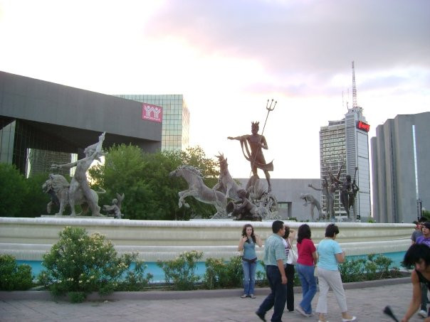 Fuente de la Vida o Neptuno景点图片