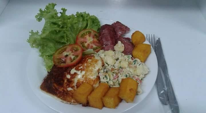 Maximiliano de Almeida餐馆和美食-Bier Haus