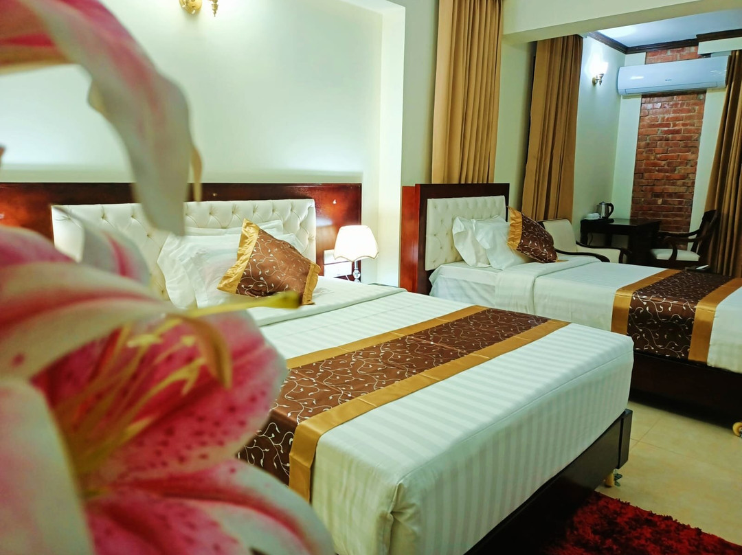 Hotel Crystal Rose Sylhet