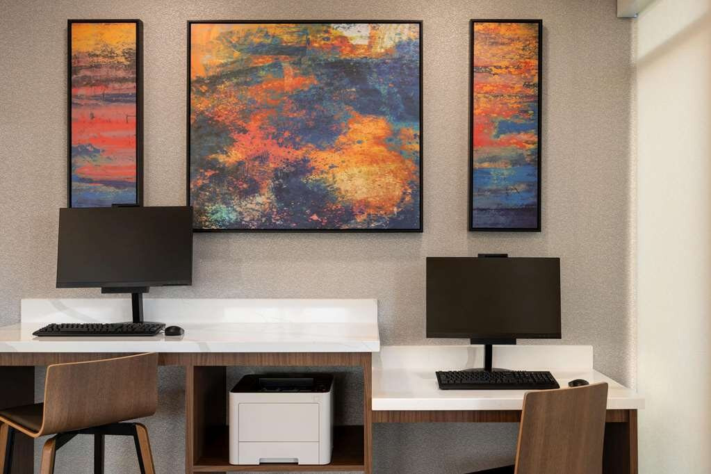 La Quinta Inn & Suites by Wyndham Springfield主图