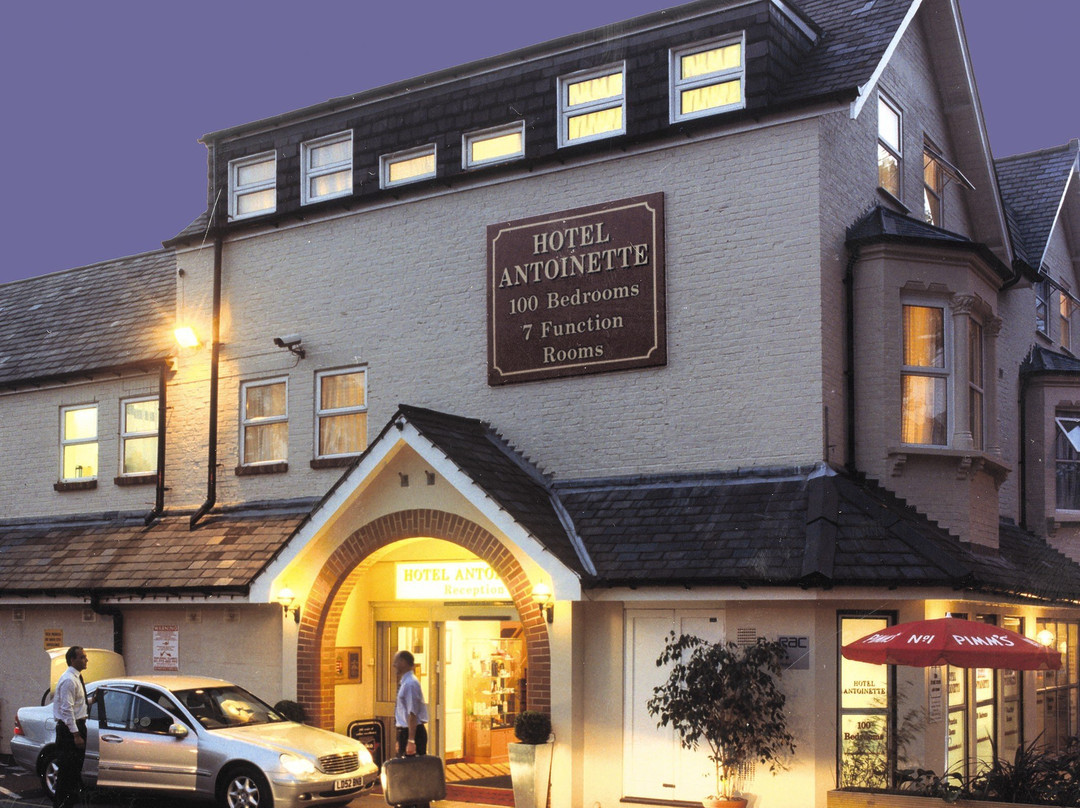 Antoinette Hotel - Kingston