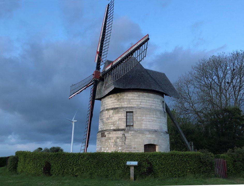 Longpre-les-Corps-Saints酒店住宿-La Fontainoise