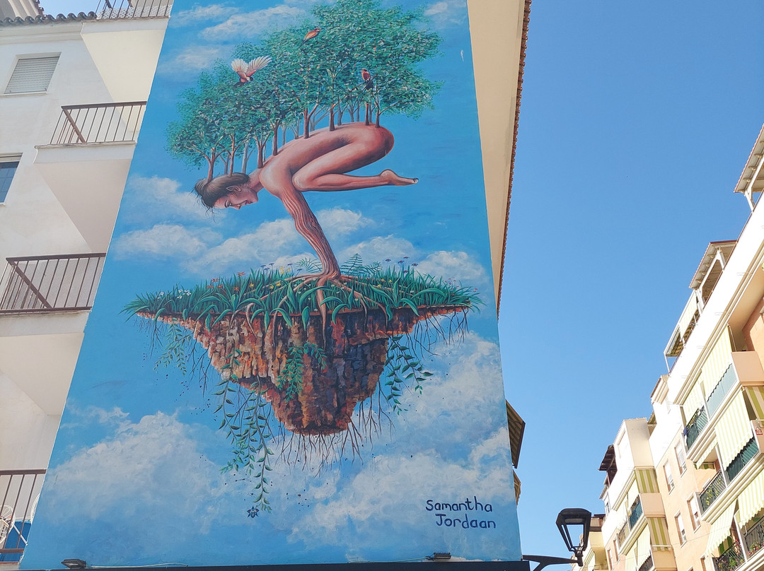 Mural Dia de Pesca-埃斯特波纳必去景点