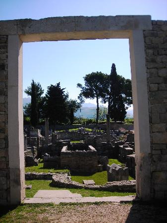 Ruins of the Solin Amphitheatre景点图片