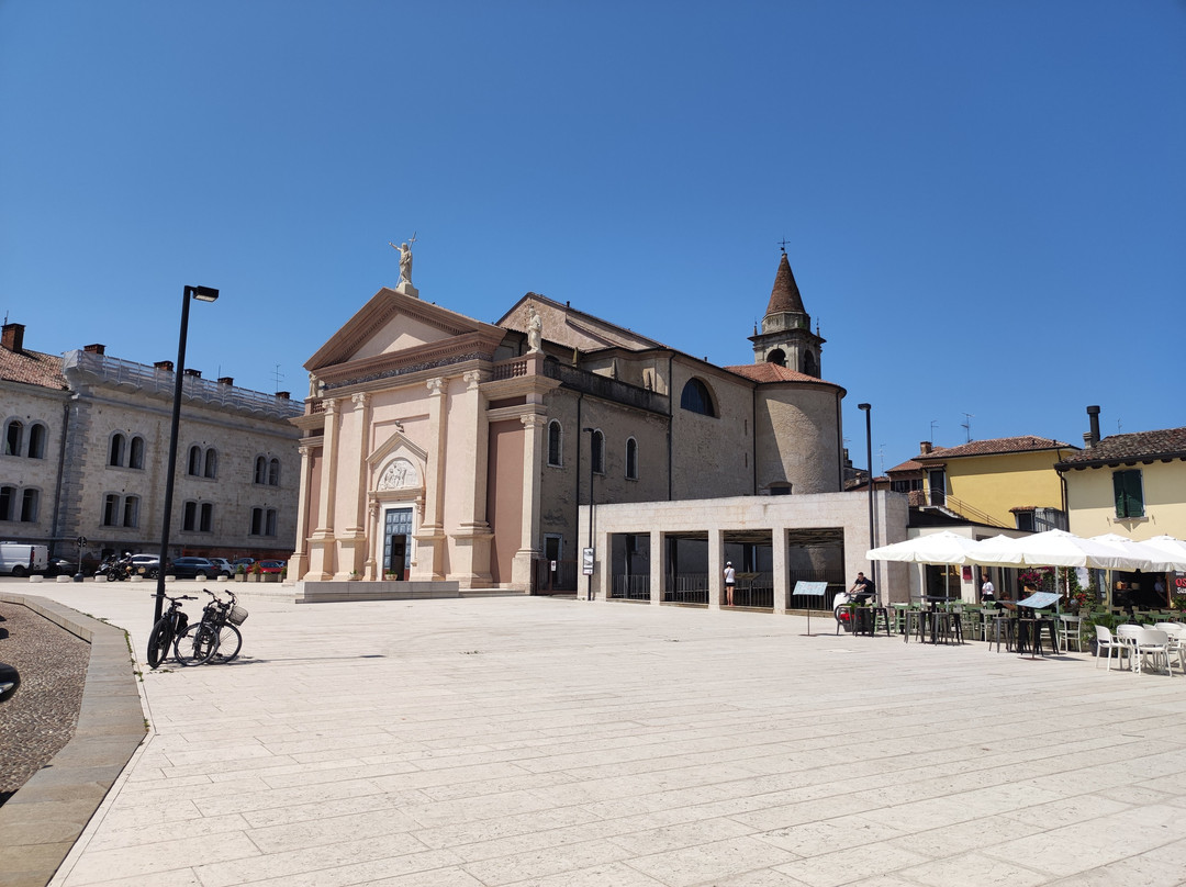 Chiesa Parrocchiale di San Martino Vescovo景点图片
