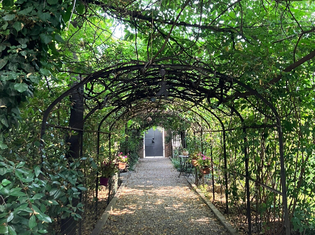 Villa Mirano Bed & Breakfast主图