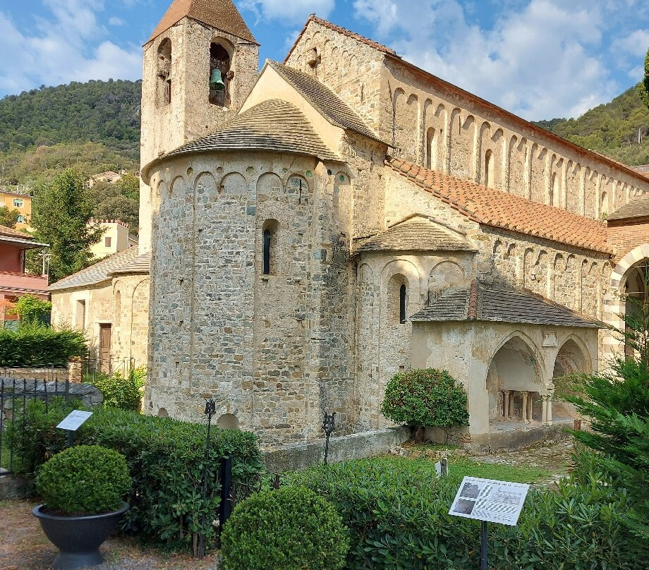 Area Archeologica di San Paragorio景点图片