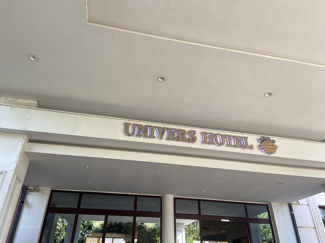Univers Hotel主图