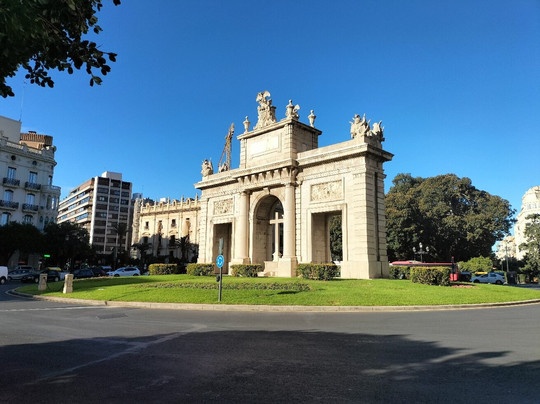 Puerta Del Mar-巴伦西亚必去景点
