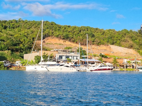 Barbatana Boats-Maceio必去景点