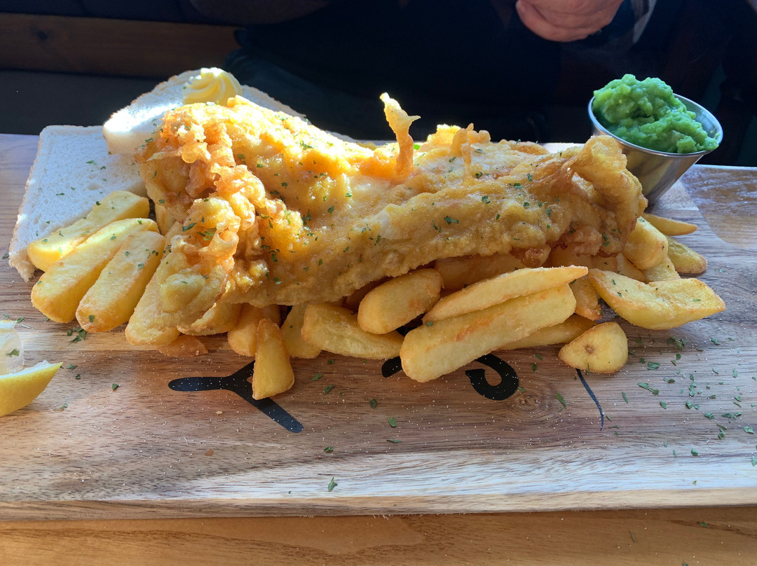 Ivanhoe Hotel Scarborough主图