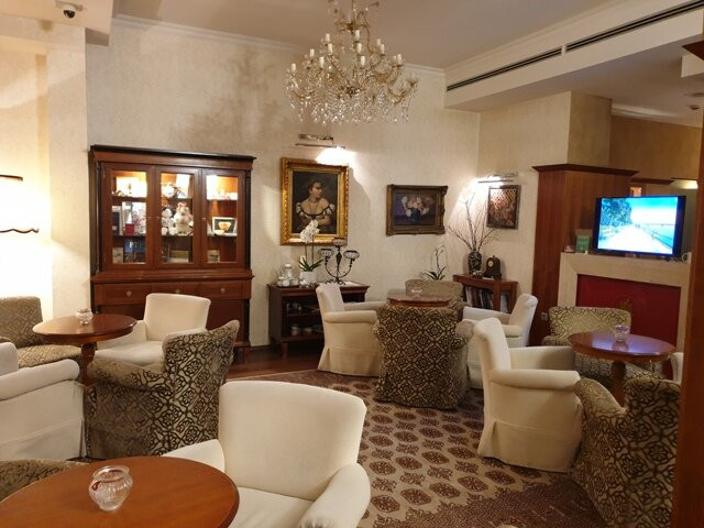 Hotel Mitra主图