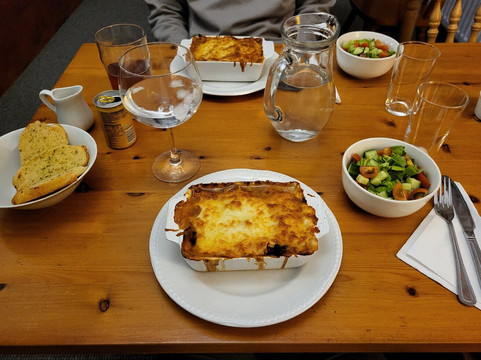 The Old Vicarage主图