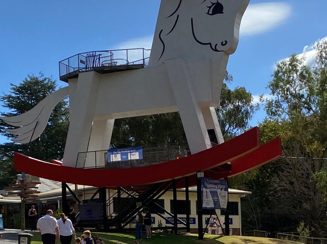 Toy Factory and Big Rocking Horse-Gumeracha必去景点