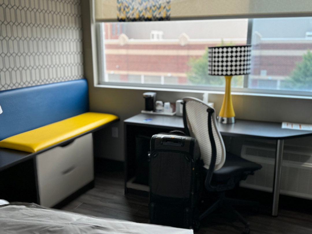 GLō Best Western Enid OK Downtown/Convention Center Hotel主图