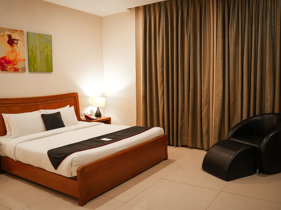 吉安思酒店主图