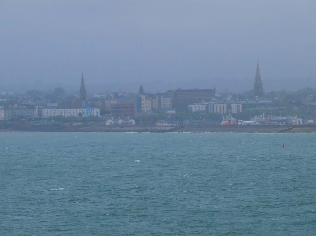 Dun Laoghaire Harbour-当莱瑞必去景点