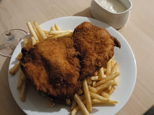 金沙先锋品质套房主图