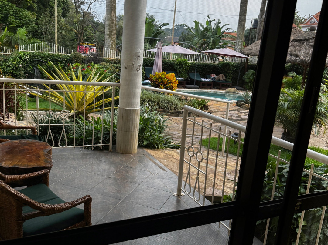 2Friends Beach Hotel主图