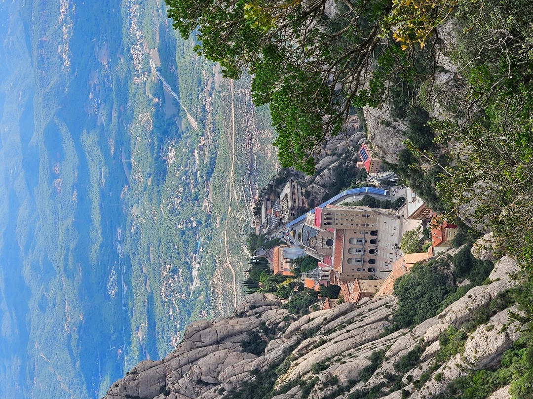 圣杰罗姆峰-蒙特塞拉特必去景点
