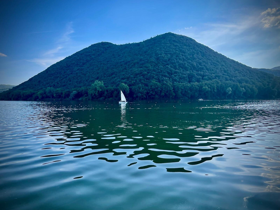 Giro del lago in battello景点图片
