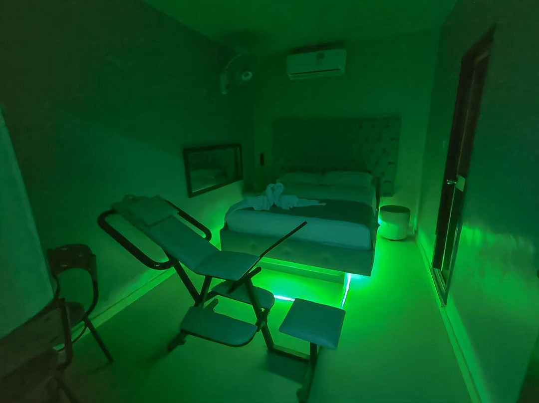 Hotel Topo Real主图