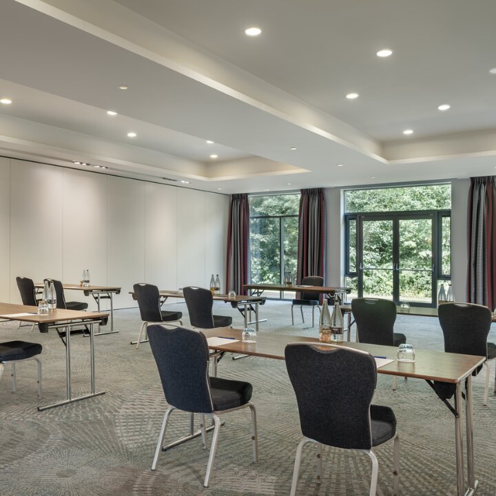 Nottingham Belfry Hotel And Spa-商务中心/多功能厅