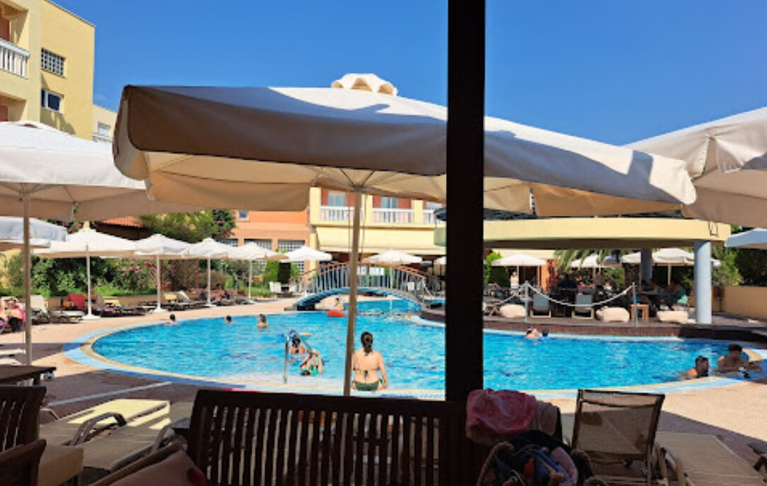 Ambassador Hotel Thessaloniki主图