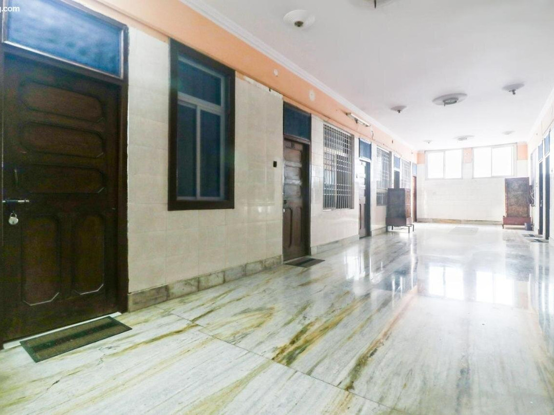 Spot On 43285 Hotel Anand Bhawan