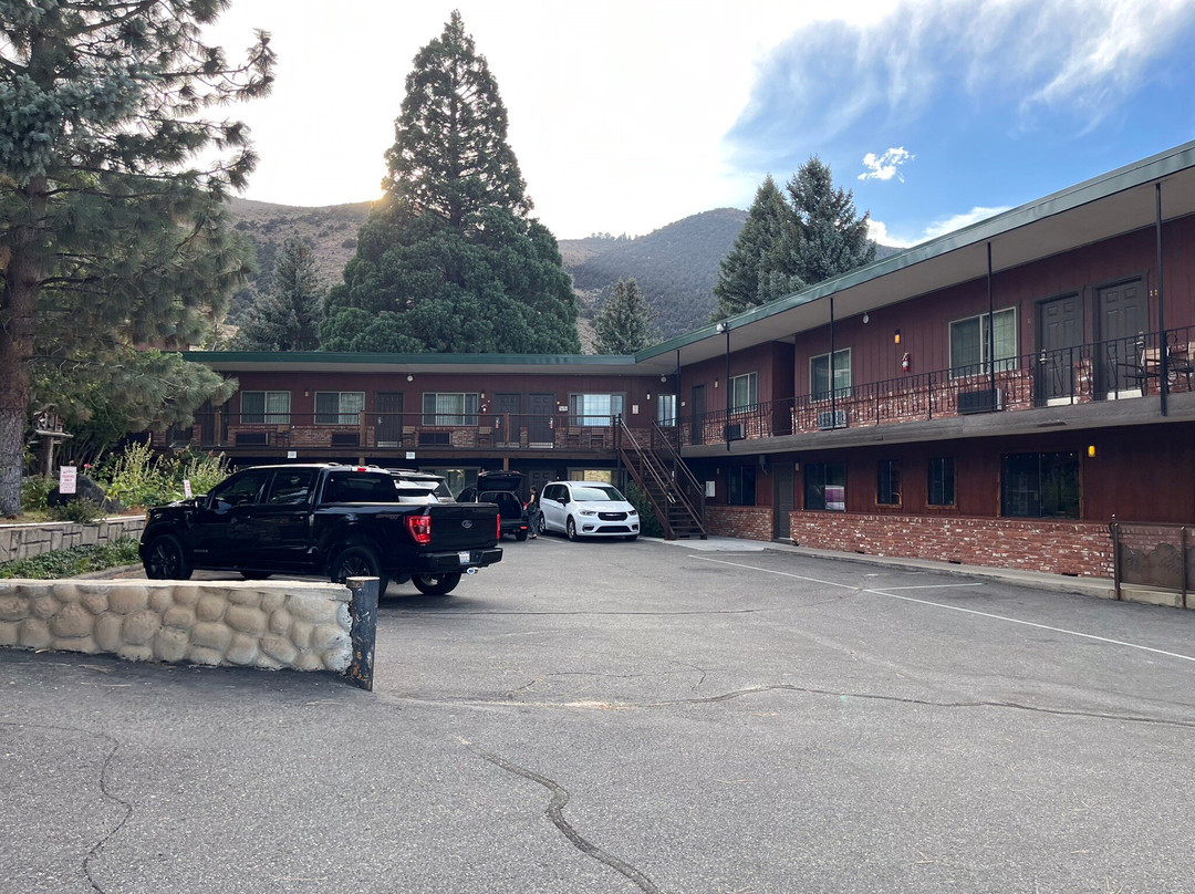 湖畔小屋旅社主图