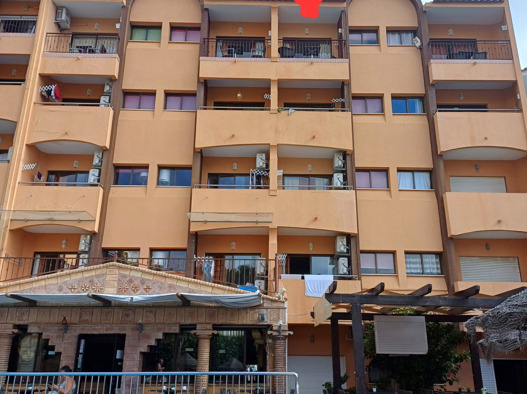 Choromar Apartments主图