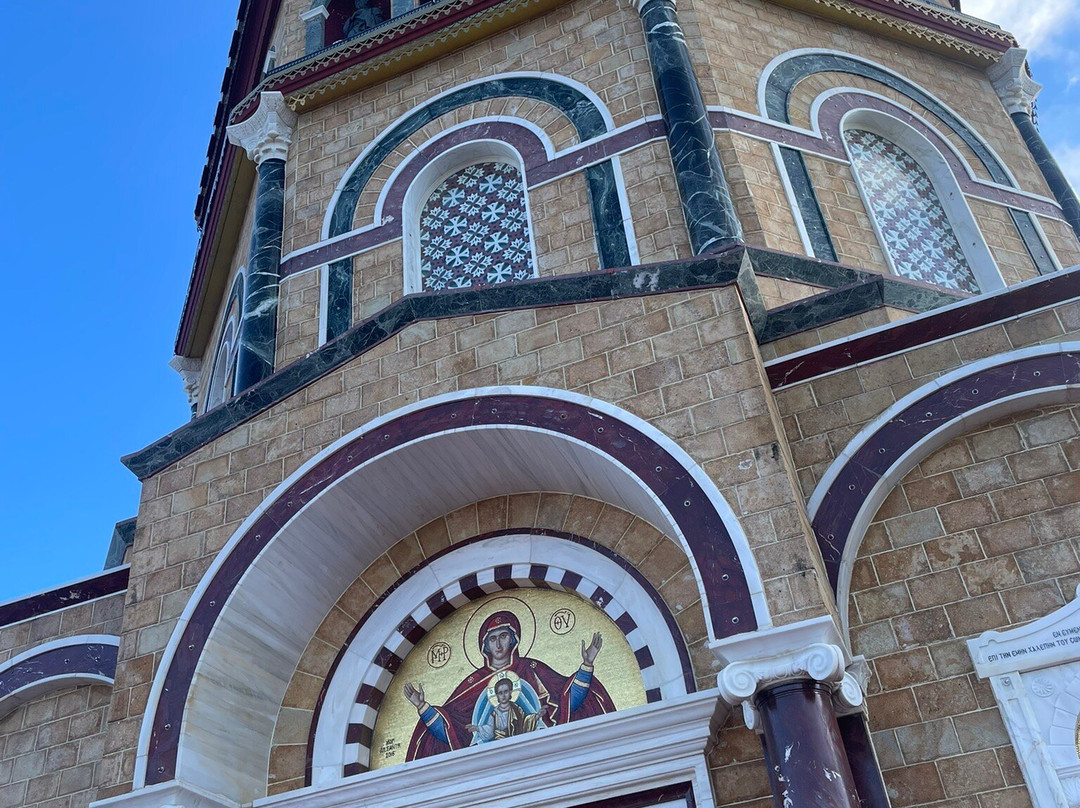 Tomb of Makarios III景点图片