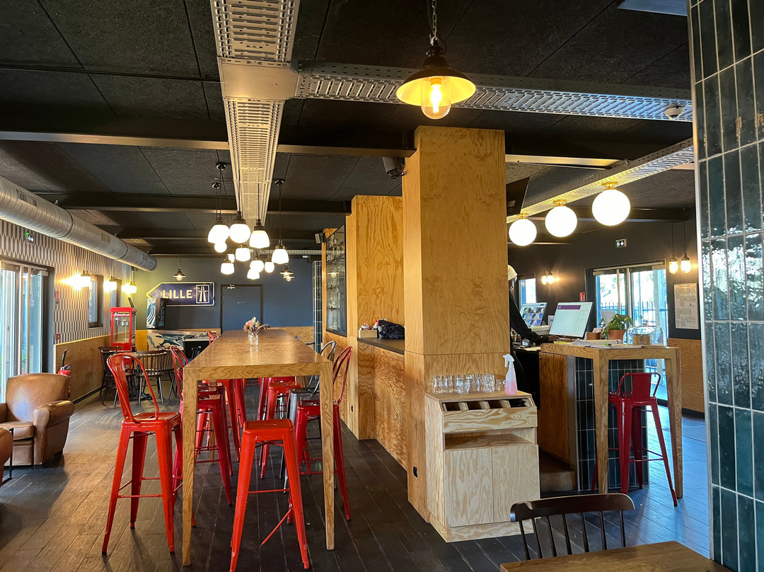 Eklo Hotels Lille主图