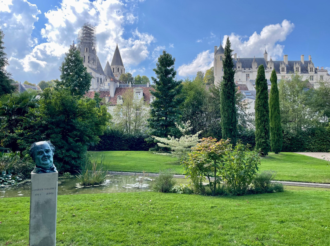 Loches Jardin Public景点图片