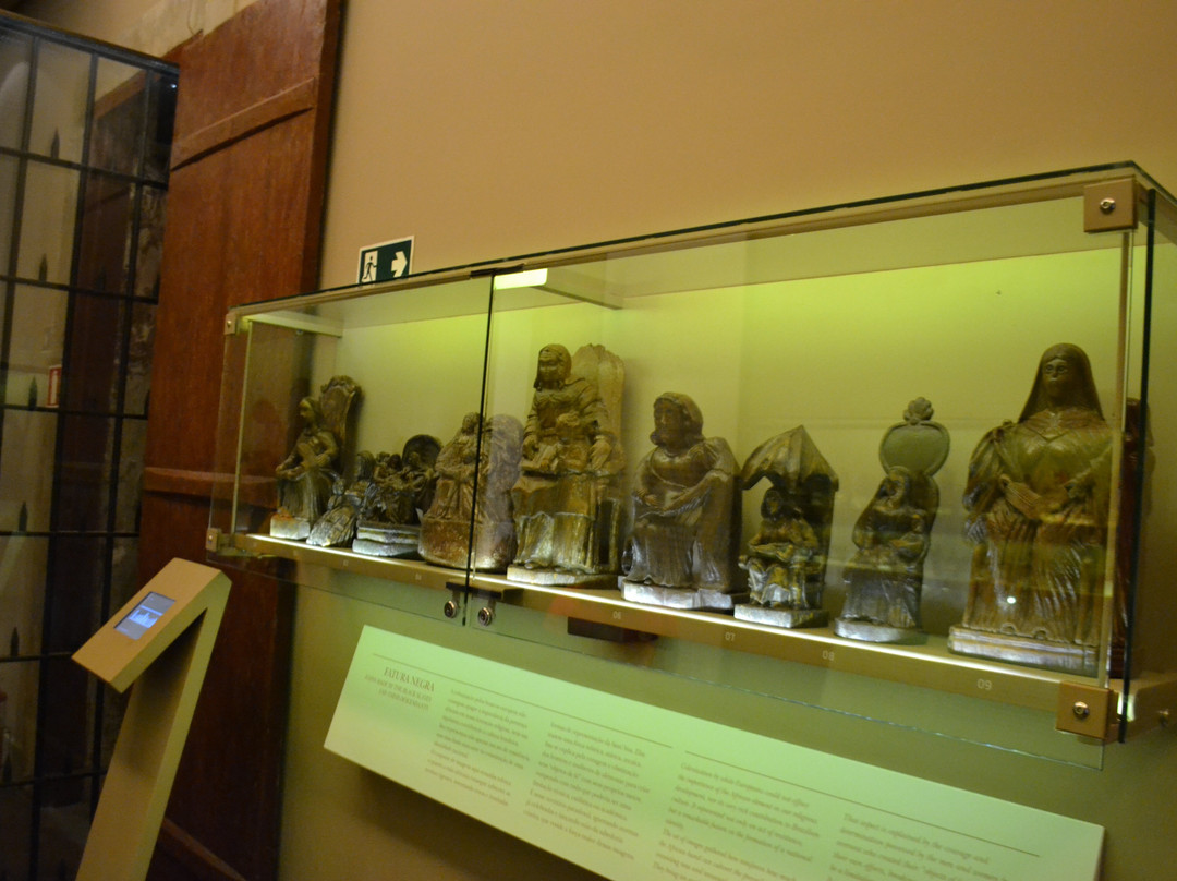 Museu de Sant'Ana-蒂拉登特斯必去景点