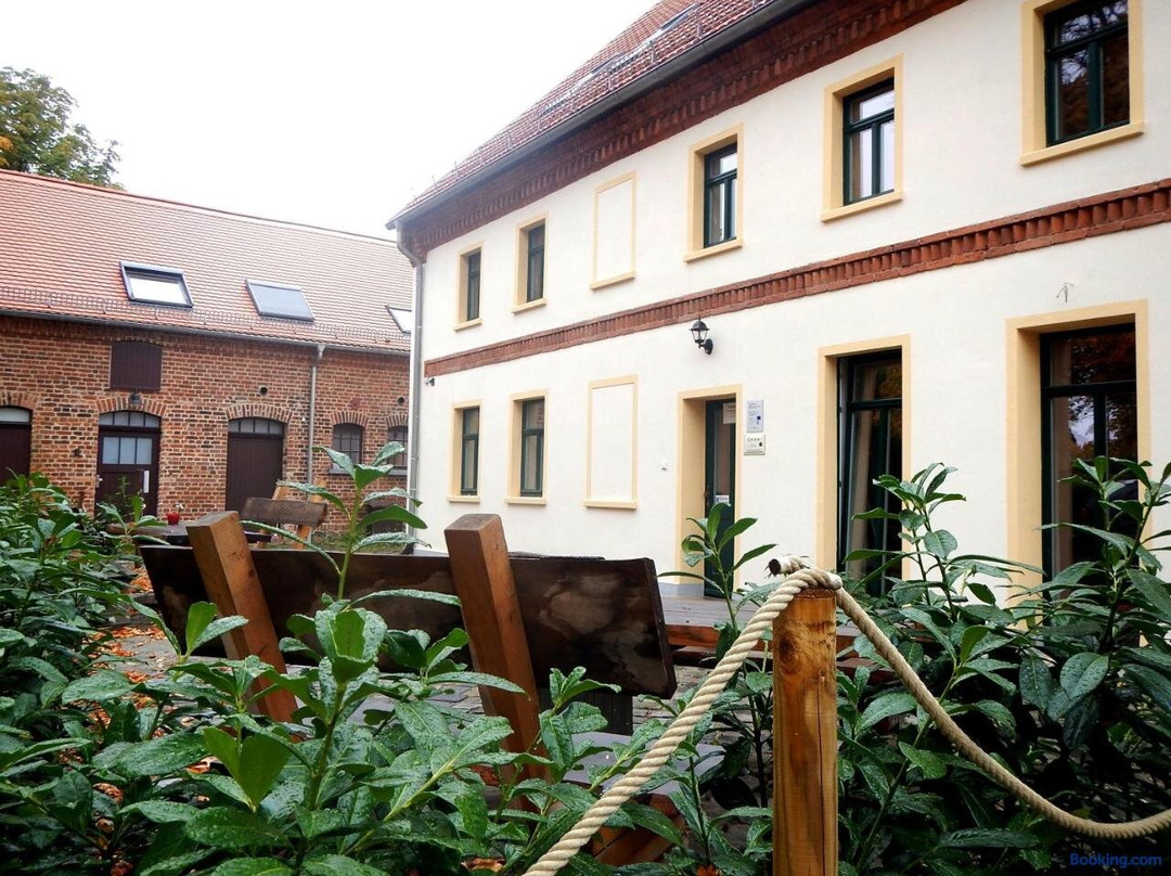 Radefeld酒店住宿-Gutshof Leipzig- Podelwitz Pension