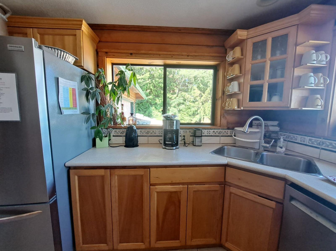 Qualicum Breeze Beach Resort主图