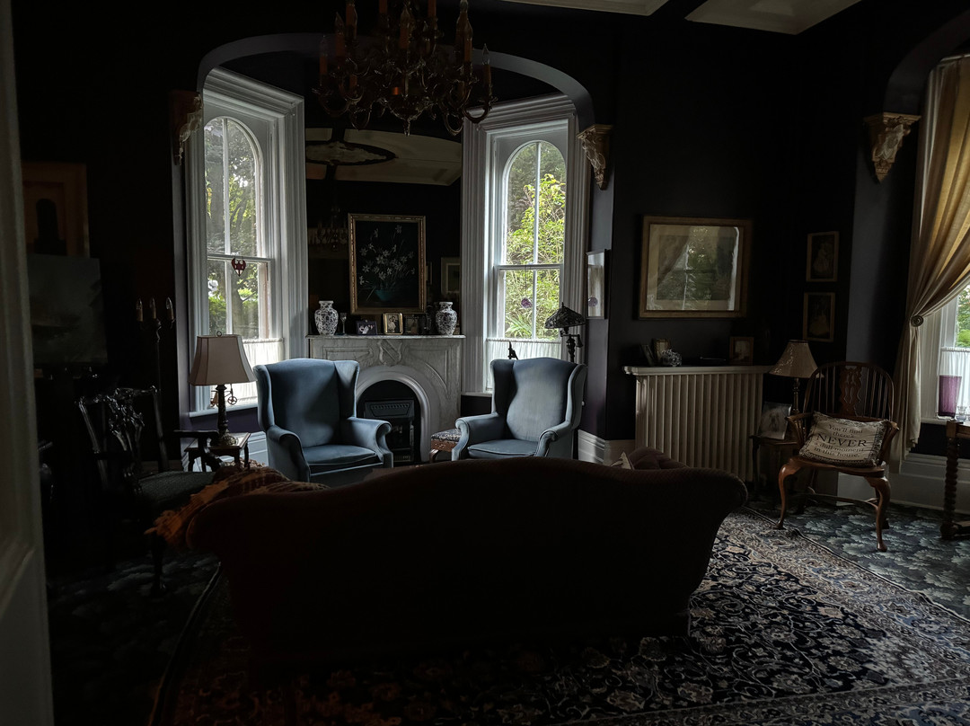 The Highland Manor主图