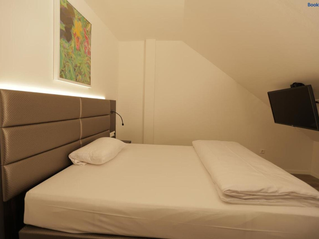 Galeria Airport Hotel