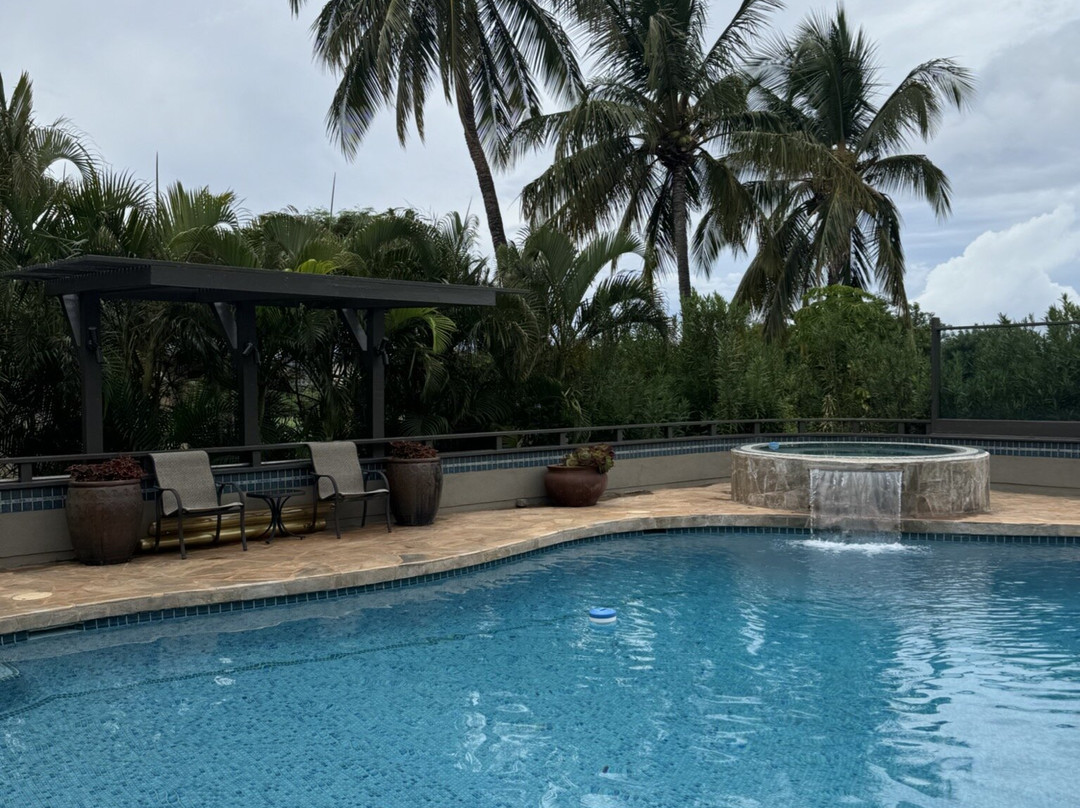 Noahs Hideaway Luxury B&B主图