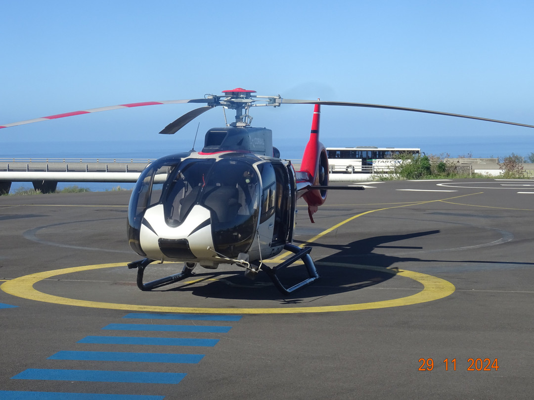 Corail Helicopteres景点图片