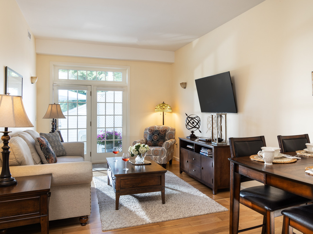 Devonfield Inn主图