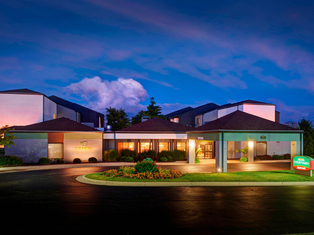 Courtyard Dayton South主图