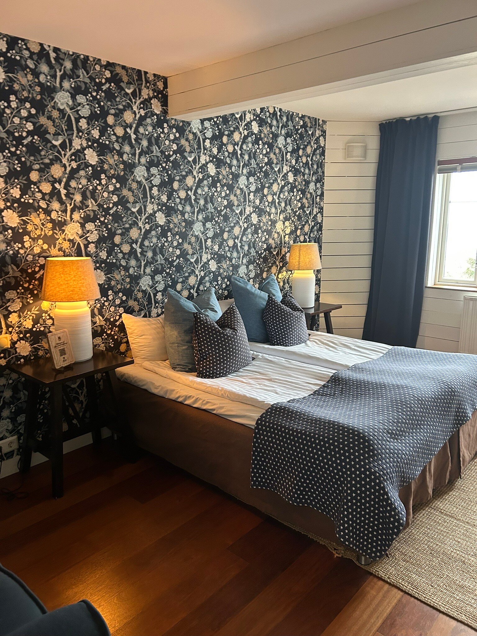 The Lodge-官方