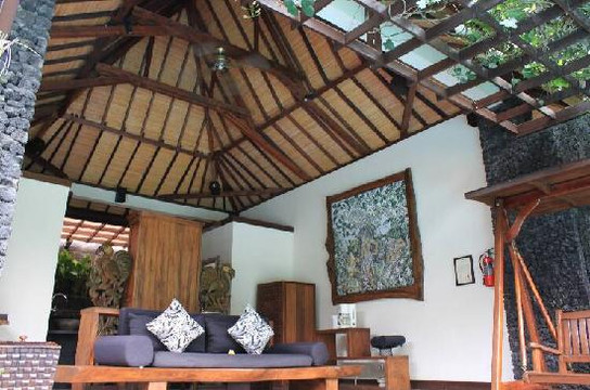 巴厘岛乌布卡娅内穆雅度假村主图